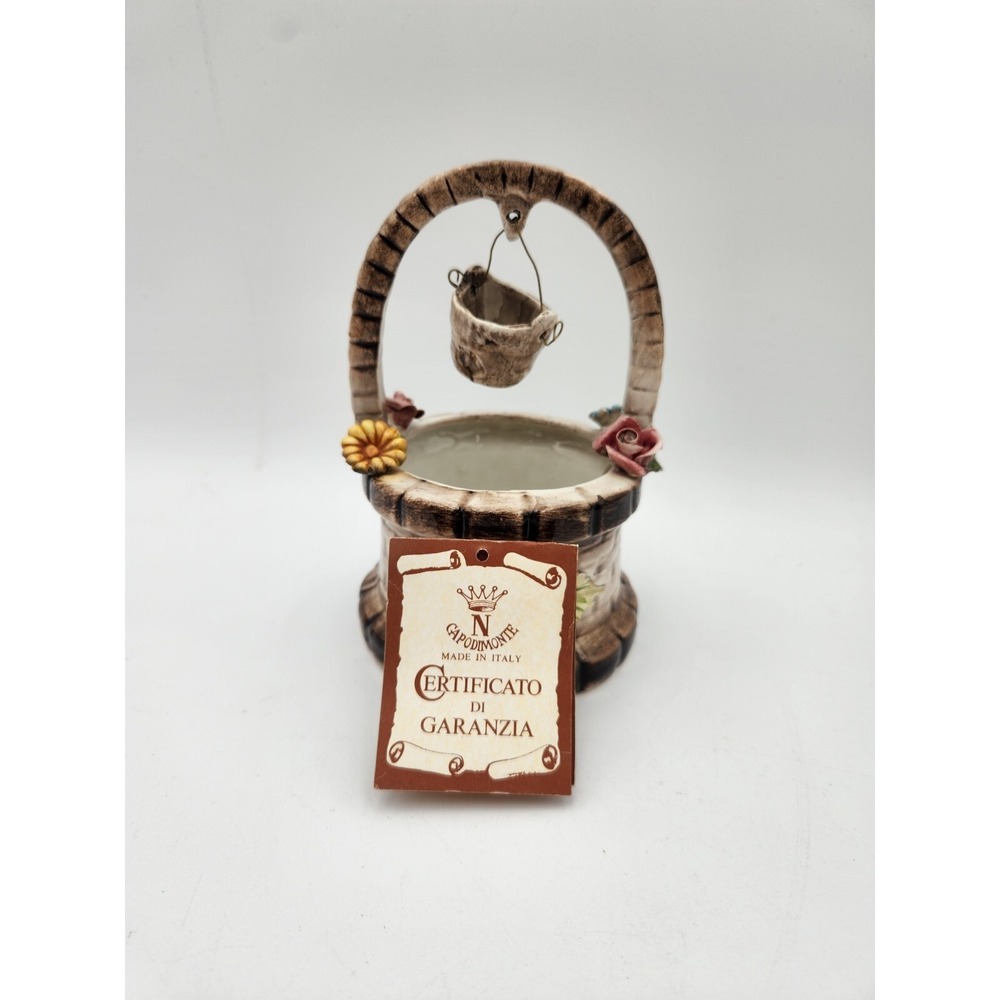 VINTAGE Capodimonte Porcelain Wishing Well w/ Roses‎ Made in Italy 7" x 4" AS-IS